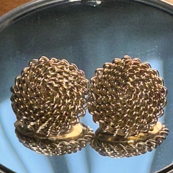 Vintage Jewelry - Vintage Gold Tone Spiral Chain Disc Clip‎ on Earrings